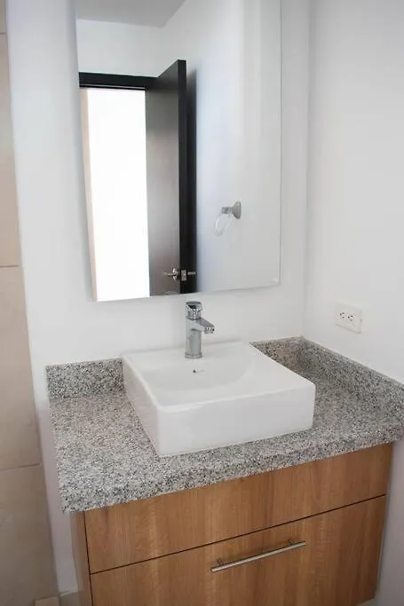 Apartment Moderno Y Con Vistas, Depar Junto A Hotel Marriot Quito Ecuador