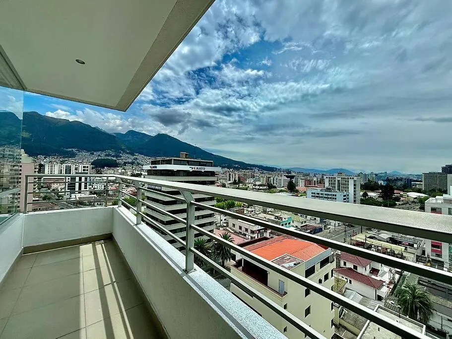 Moderno Y Con Vistas, Depar Junto A Hotel Marriot Quito